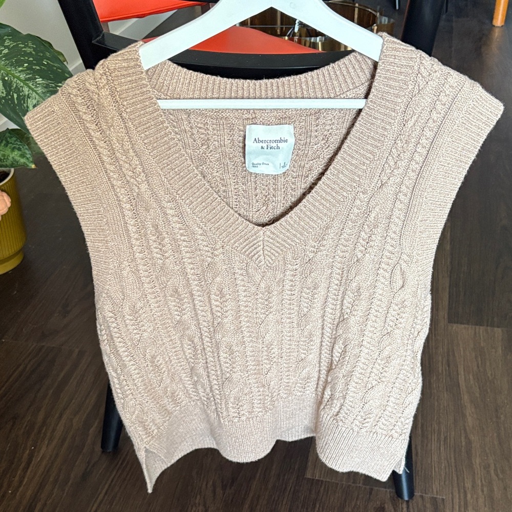 Tan Abercrombie & fitch sweater vest
